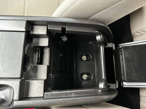 2012 Ford Mustang V6