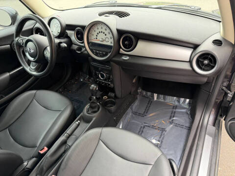 2013 MINI Clubman Cooper