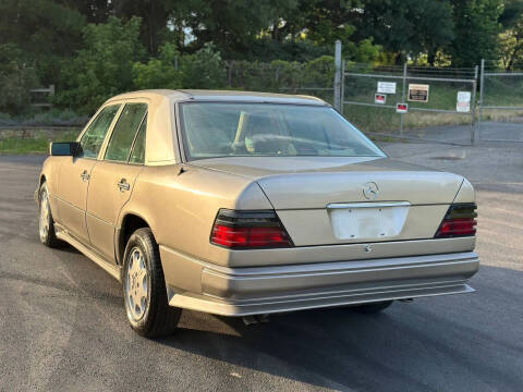 1994 Mercedes-Benz E-Class E 320