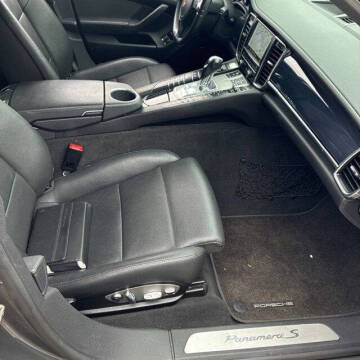 2013 Porsche Panamera