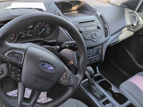 2017 Ford Escape S