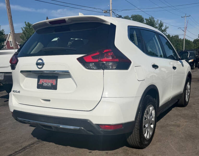 2018 Nissan Rogue S