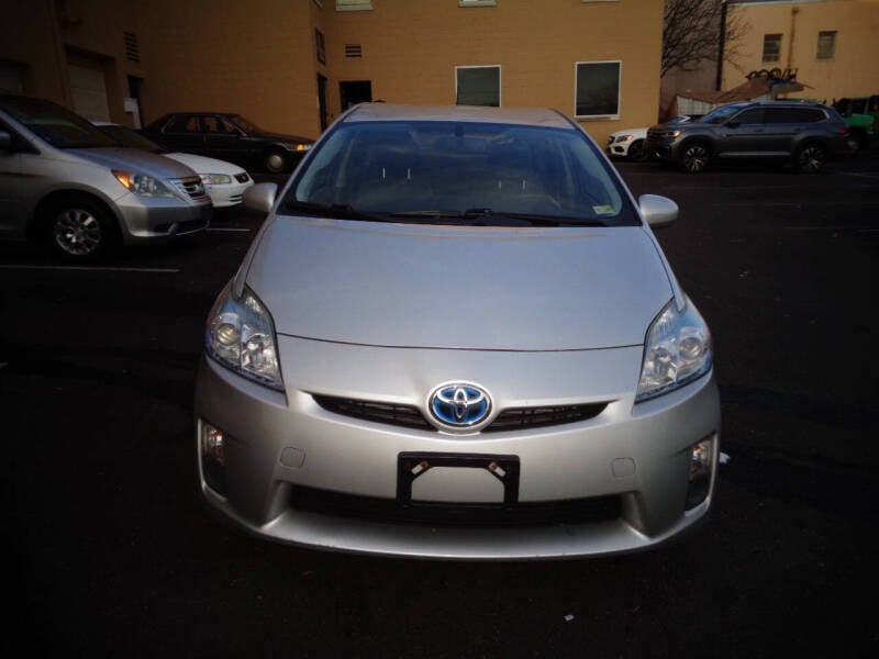 2010 Toyota Prius IV photo 2