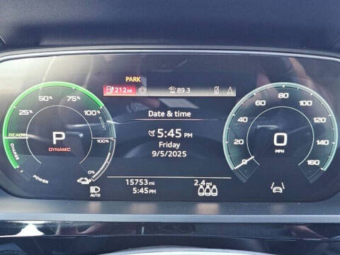 2024 Audi Q8 e-tron quattro Premium Plus