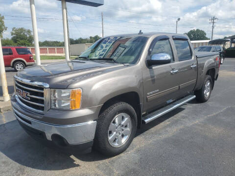 2013 GMC Sierra 1500 for sale at Savannah Motor Co in Savannah TN