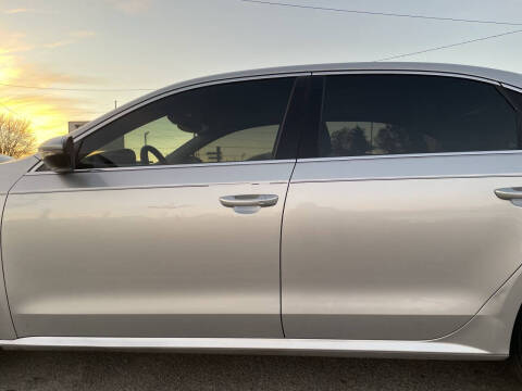 2018 Volkswagen Passat 2.0T SE