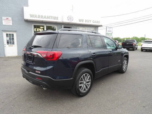 2017 GMC Acadia SLE-2