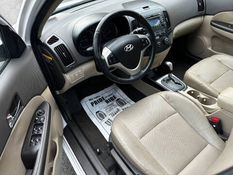 2011 Hyundai Elantra Touring SE