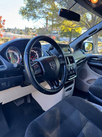 2016 Dodge Grand Caravan SE Plus