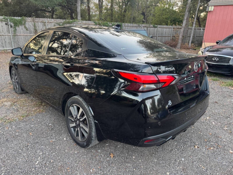 2021 Nissan Versa SV