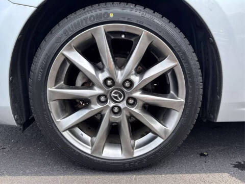 2018 Mazda MAZDA3 Touring