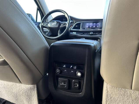 2020 Buick Enclave Essence