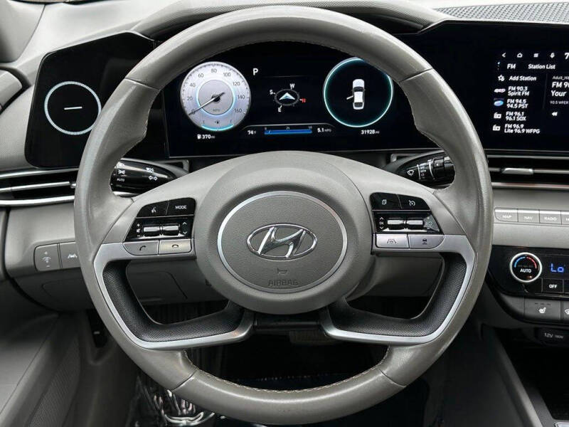 2023 Hyundai Elantra