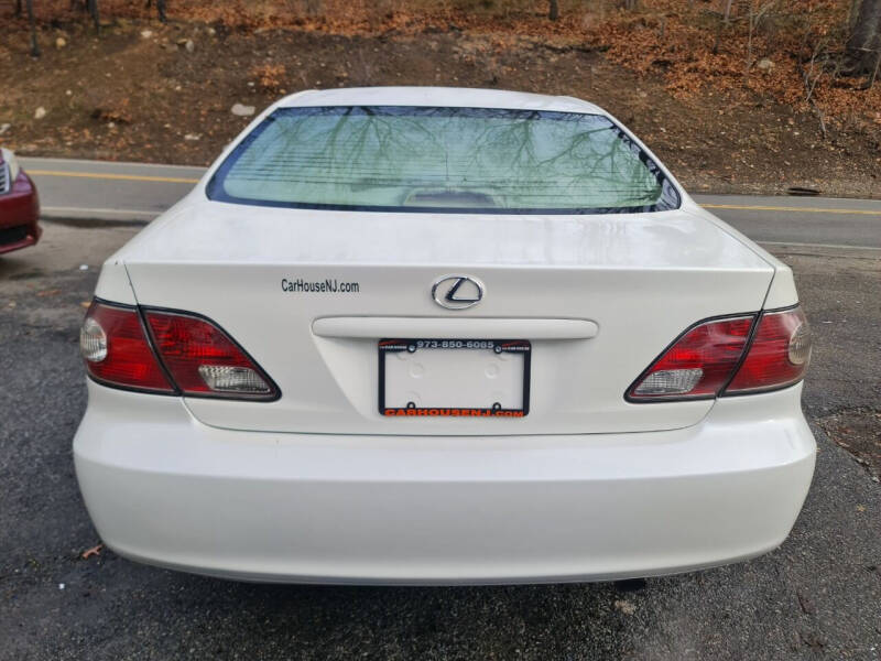 2004 Lexus ES 330