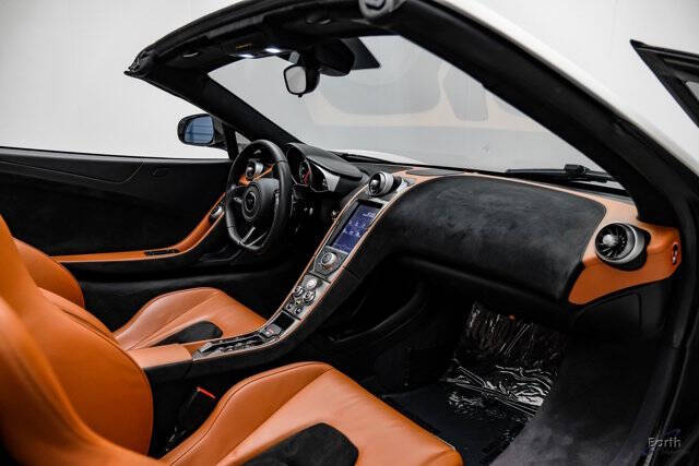 2013 McLaren MP4-12C Spider