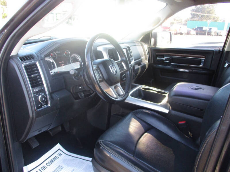 2017 RAM 1500 Laramie