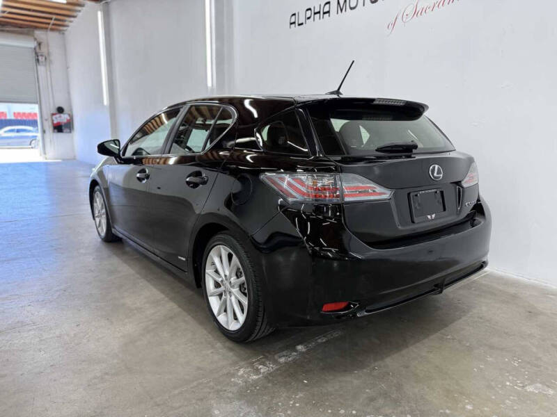 2013 Lexus CT 200h