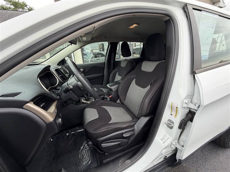 2014 Jeep Cherokee Sport