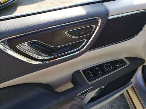 2018 Lincoln Continental Select