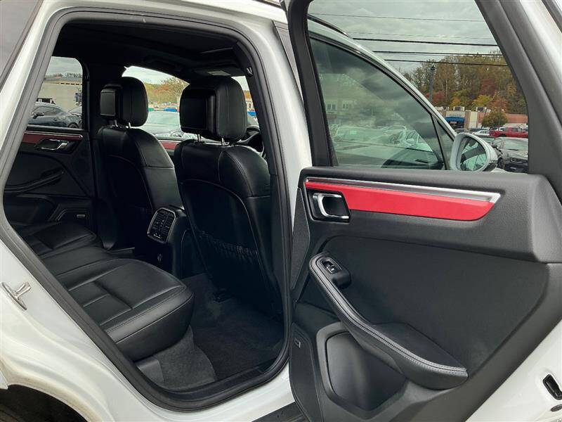 2018 Porsche Macan S