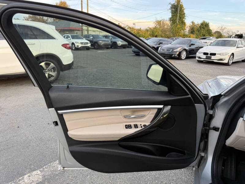 2017 BMW 3 Series 330i