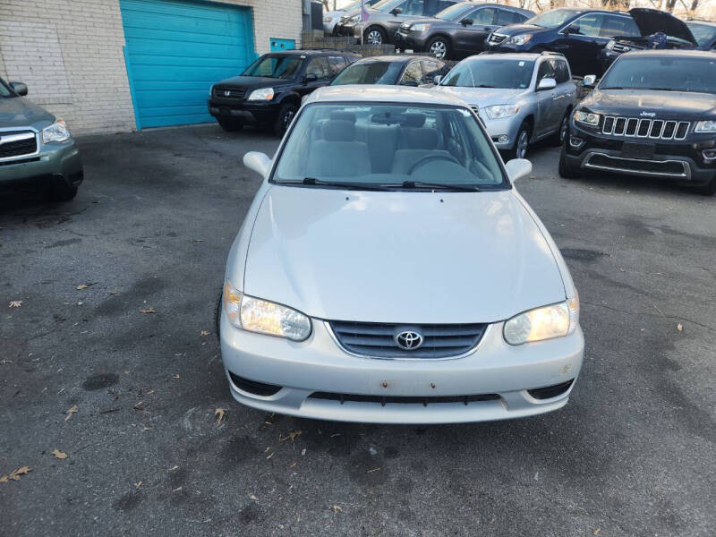 2002 Toyota Corolla LE photo 3