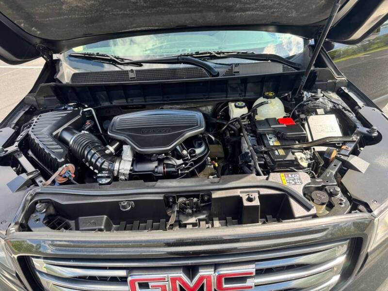 2017 GMC Acadia SLE-2