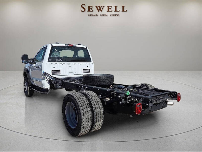 2025 Ford F-600 Super Duty