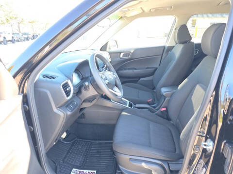 2023 Hyundai Venue SE