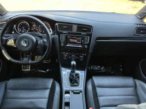 2015 Volkswagen Golf R