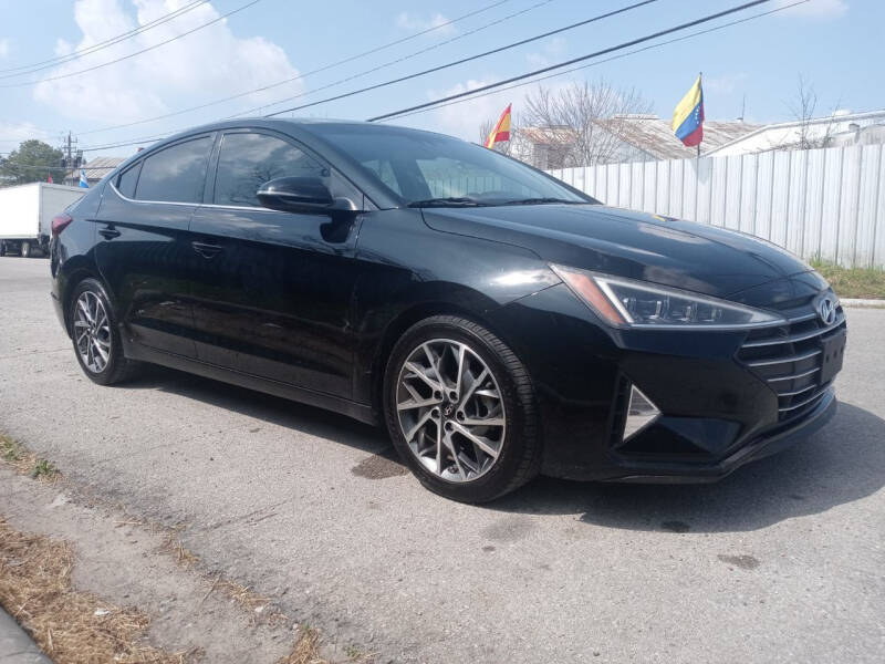 2020 Hyundai Elantra for sale at Forward Motion Auto Sales LLC in Houston TX