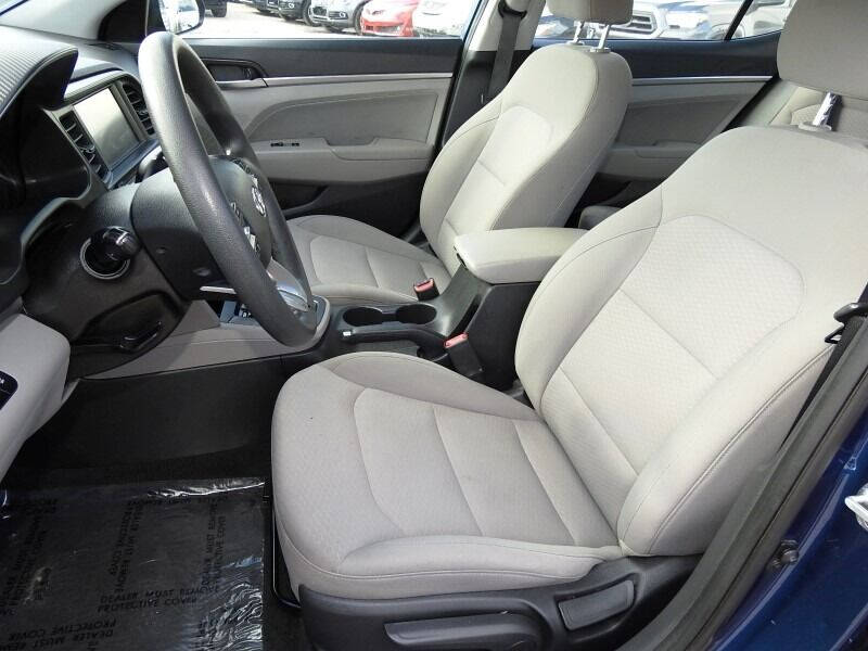 2020 Hyundai Elantra  - $14,900