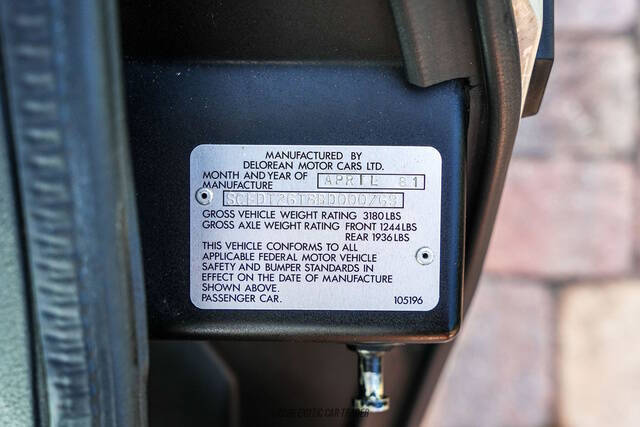 1981 DeLorean DMC-12