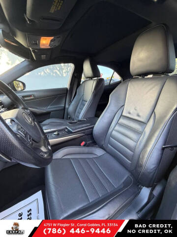 2018 Lexus IS 300