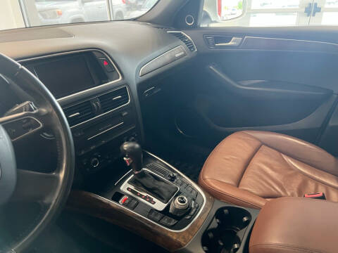 2011 Audi Q5 3.2 quattro Premium Plus