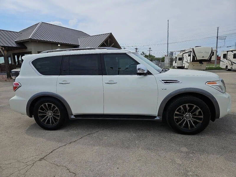 2017 Nissan Armada Platinum