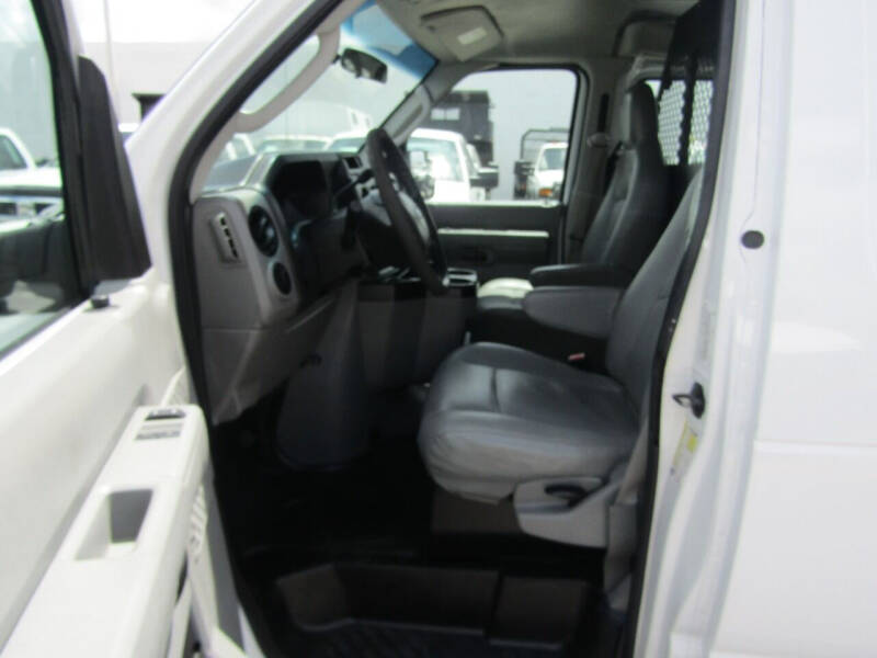 2011 Ford E-Series E-150