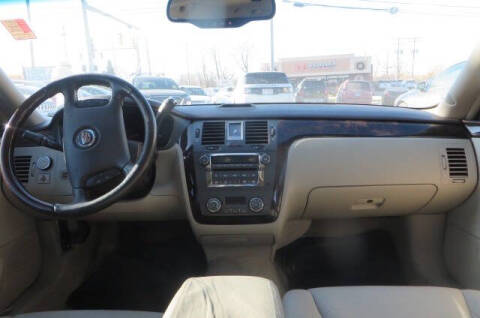 2010 Cadillac DTS Luxury Collection