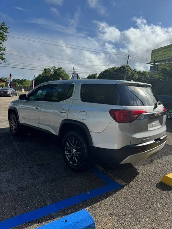2017 GMC Acadia SLE-1