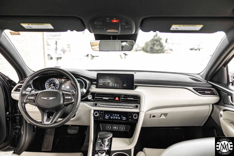 2025 Genesis G70