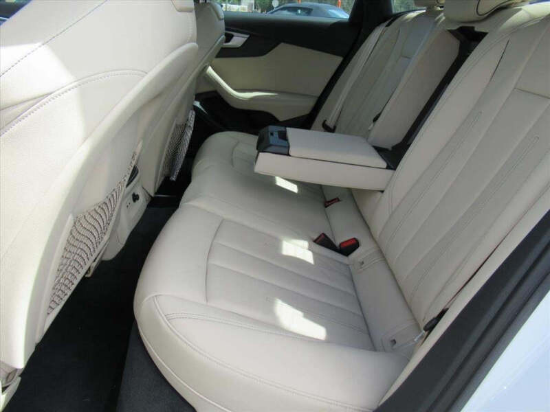 2021 Audi A4 quattro S line Prem Plus 45 TFSI