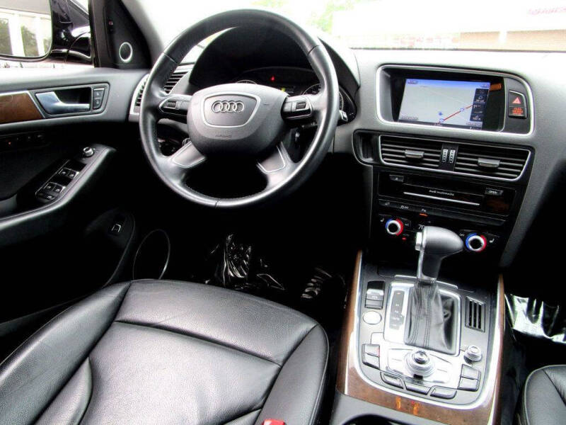 2017 Audi Q5 2.0T quattro Premium Plus