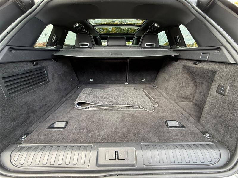 2018 Land Rover Range Rover Sport SVR