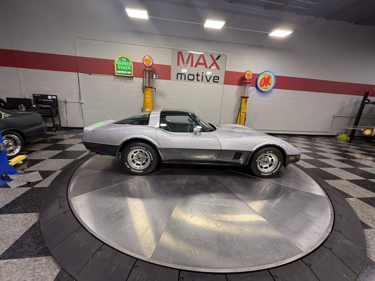 1981 Chevrolet Corvette 77