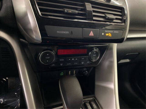 2022 Mitsubishi Eclipse Cross SE