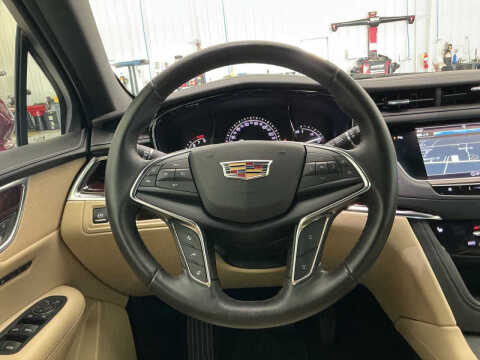 2019 Cadillac XT5 Luxury