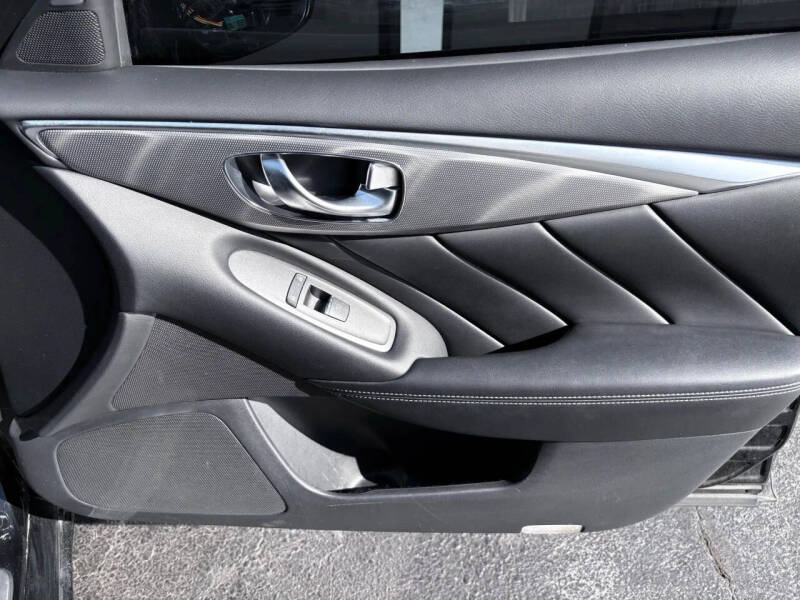 2016 Infiniti Q50 3.0T Premium