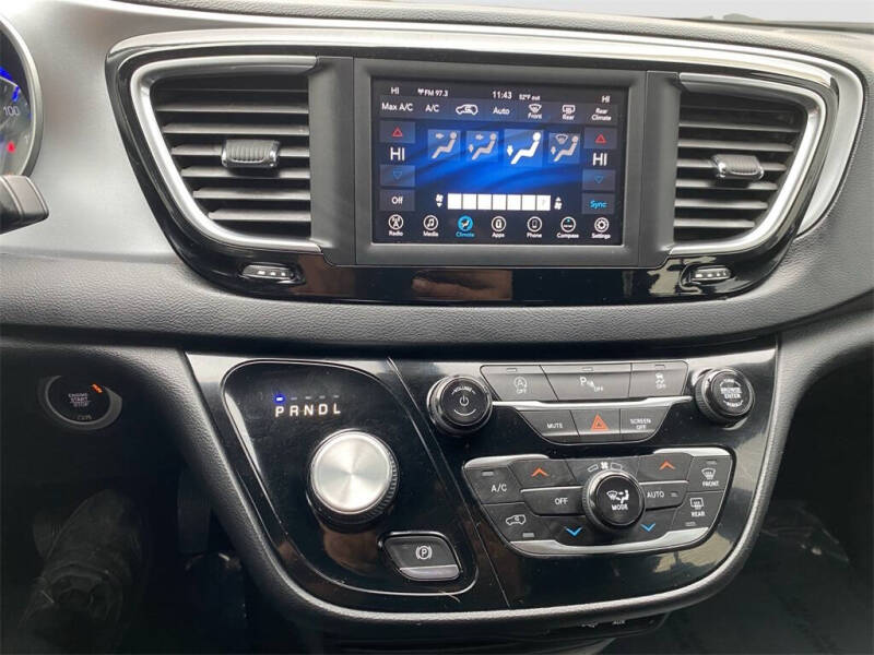 2020 Chrysler Pacifica Touring