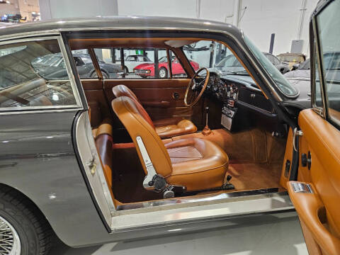 1966 Aston Martin DB6