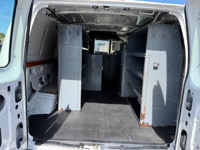 2009 Ford E-Series E-350 SD